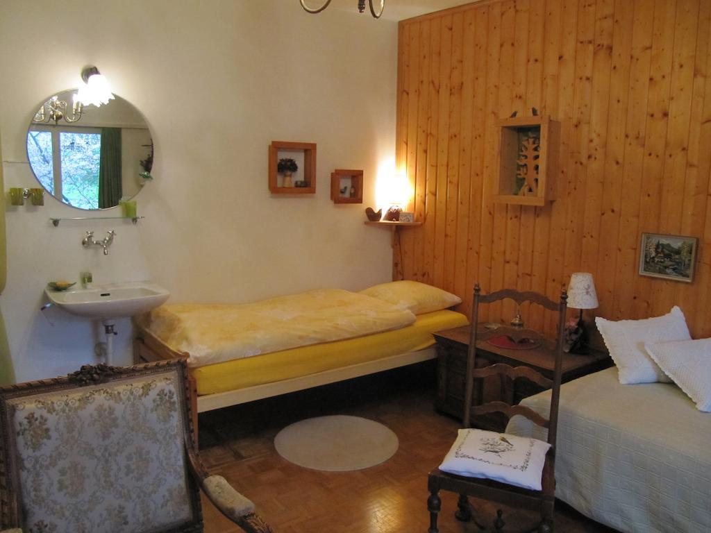 Chez Jean Et Daisy Bed & Breakfast Riehen ห้อง รูปภาพ